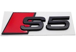 Audi S5 blanksvart emblem bak