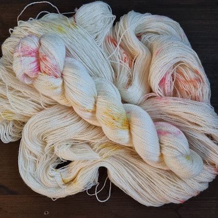 To rette og en vrrrang -luksus lace
