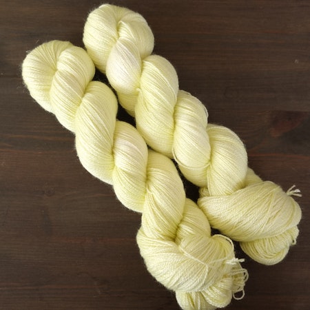 Våryr -luksus lace