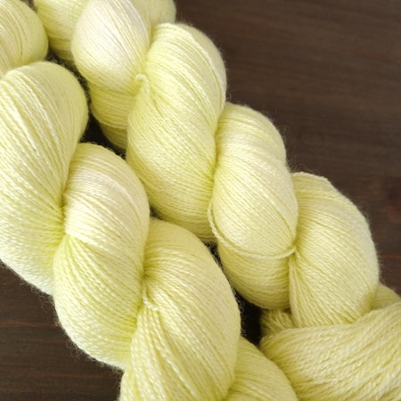 Våryr -luksus lace
