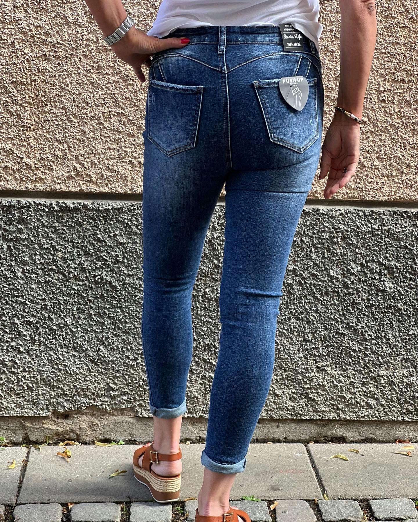 Plus size jeans