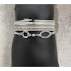 Armband i flera rader. Silver