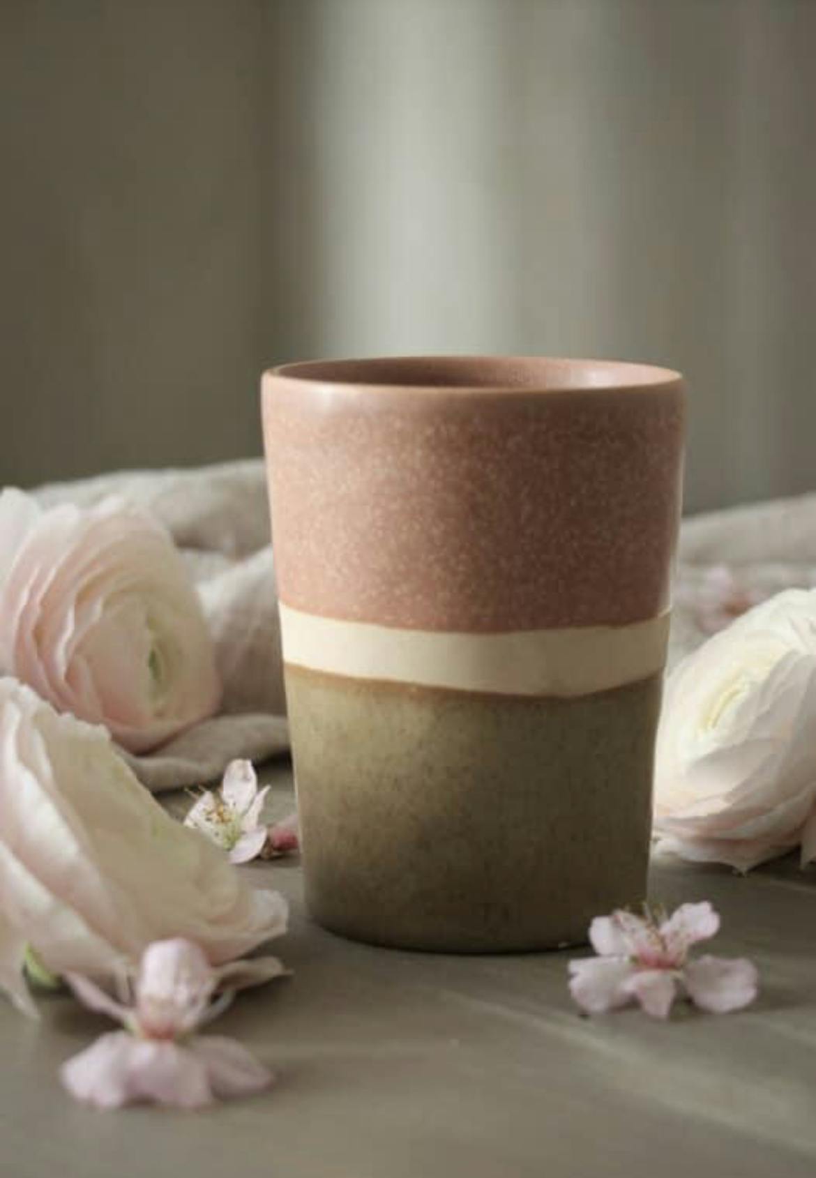 Mugg i keramik beige/rosa