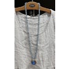 Långt halsband i jeansblå färg