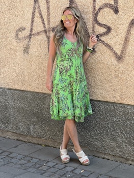 Klänning grön blom Marina