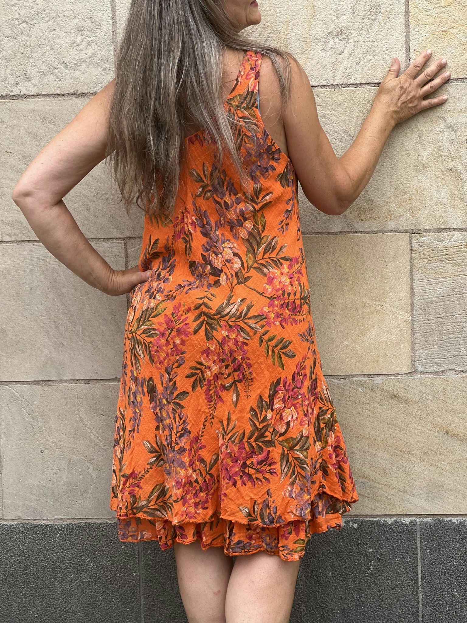 Blommig klänning orange Marina