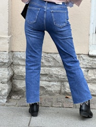 Jeans ICKA med knappar