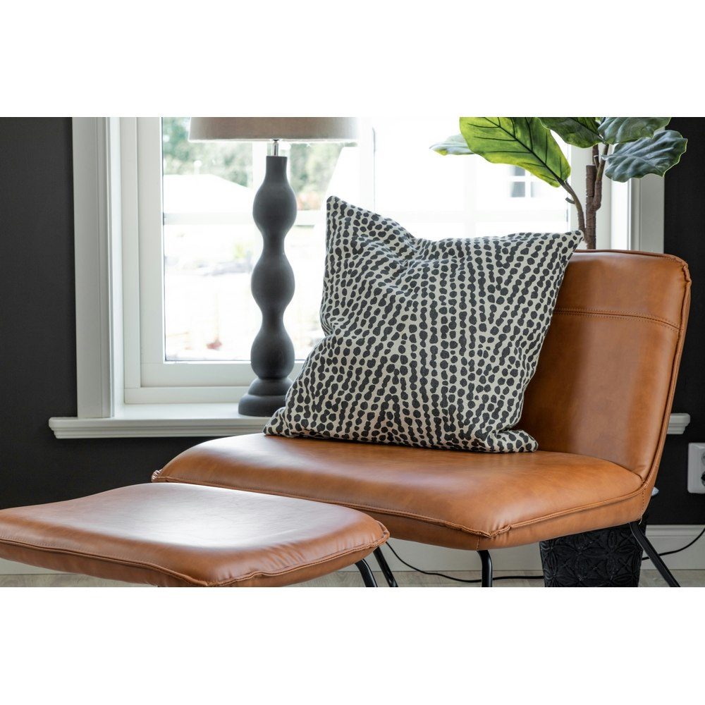 Venture Design Läderfåtölj X-Lounge med fotpall | Handla hos - Villahome.se