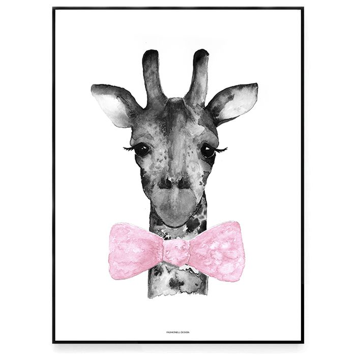 Från Fashionell. Giraff i grått med rosa fluga. Formatet är A4