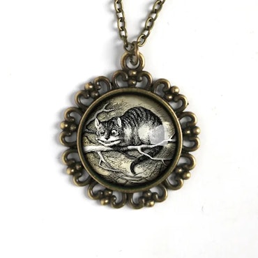 Halsband, stor berlock – Viktoriansk Cheshire Cat