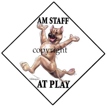 Skylt "At play" – American staffordshire terrier