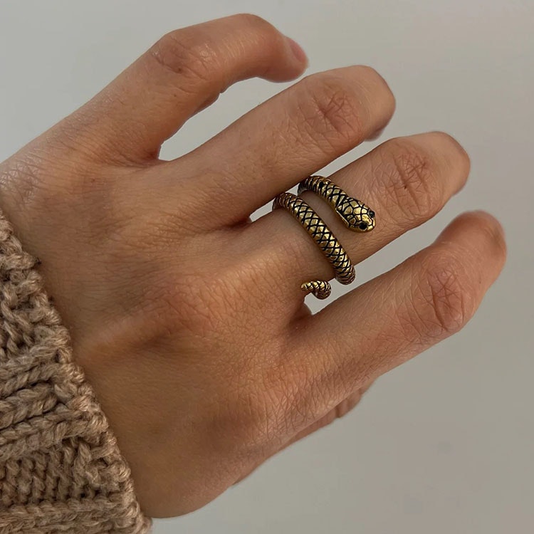 Ring – Nagini guld