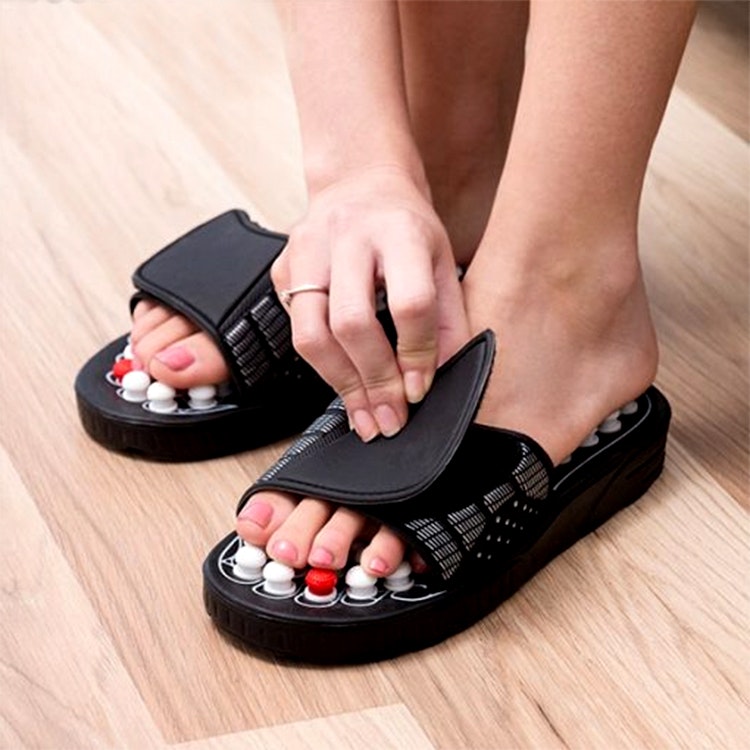 Hierovat sandaalit vyöhyketerapiaan | Tilaa hintaan 29,95 € - Jalkakauppa