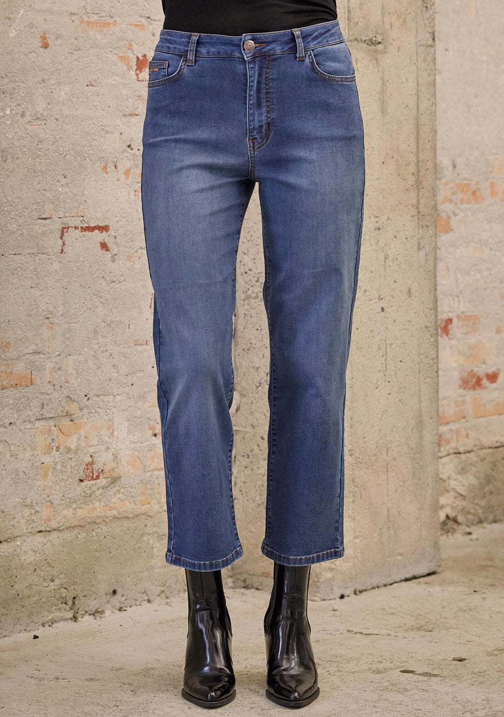 Isay - Lido Straight Jeans-Blue Wash Denim