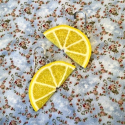 Citronskiva halv örhängen
