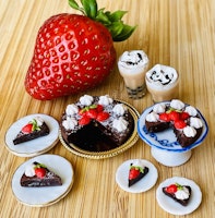 Mudcake with Strawberries Miniature