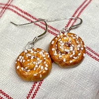 Cinnamon Bun Earrings