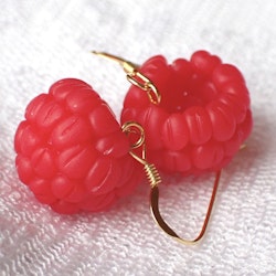 Raspberry Earrings Silver 1 pair
