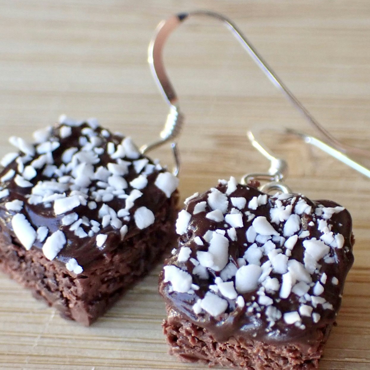 Brownies Earrings 1 pair