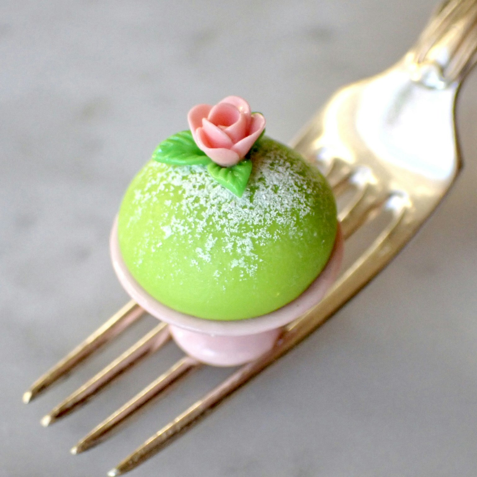 Green Princess Cake Miniature
