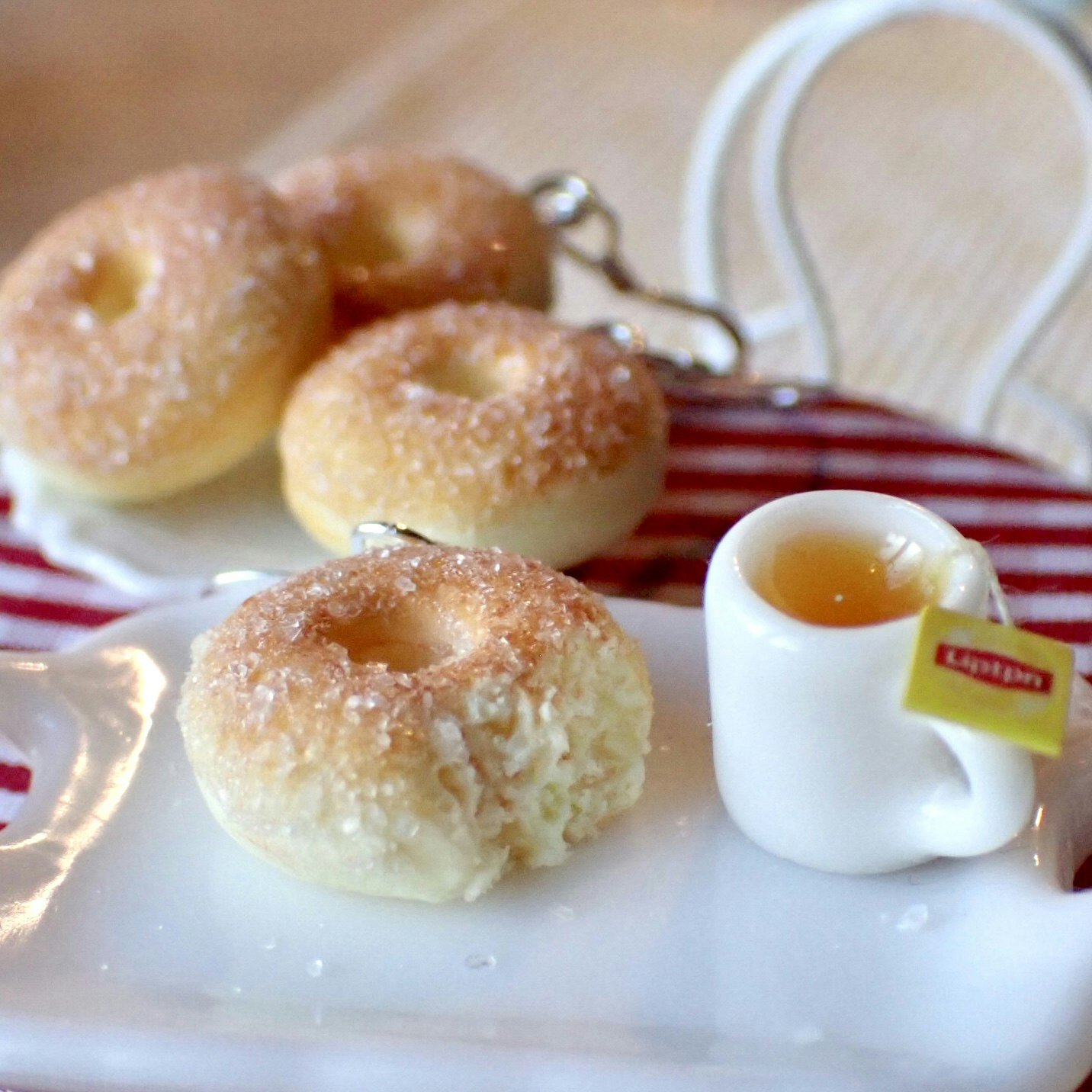Sugar donuts with or without bites