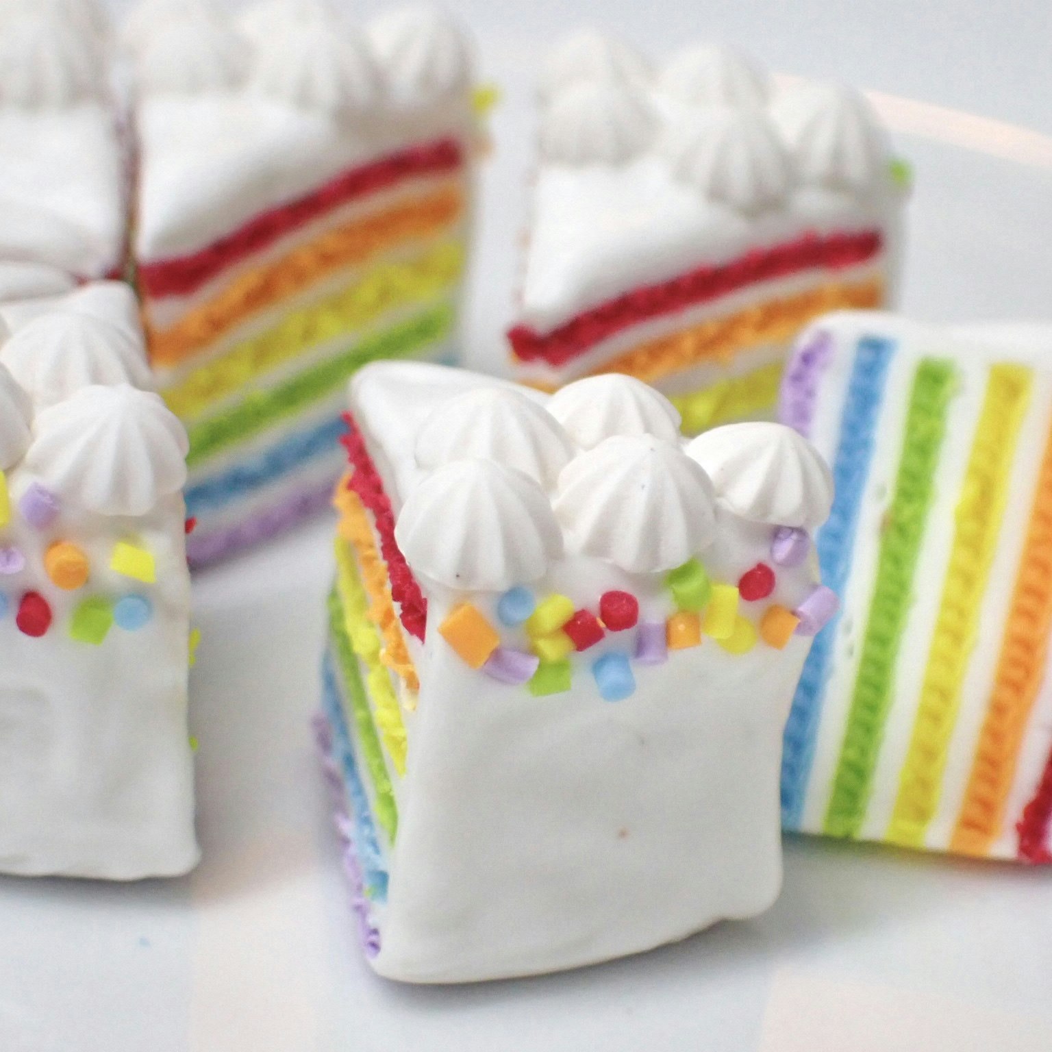 Rainbow cake earrings silver/gold