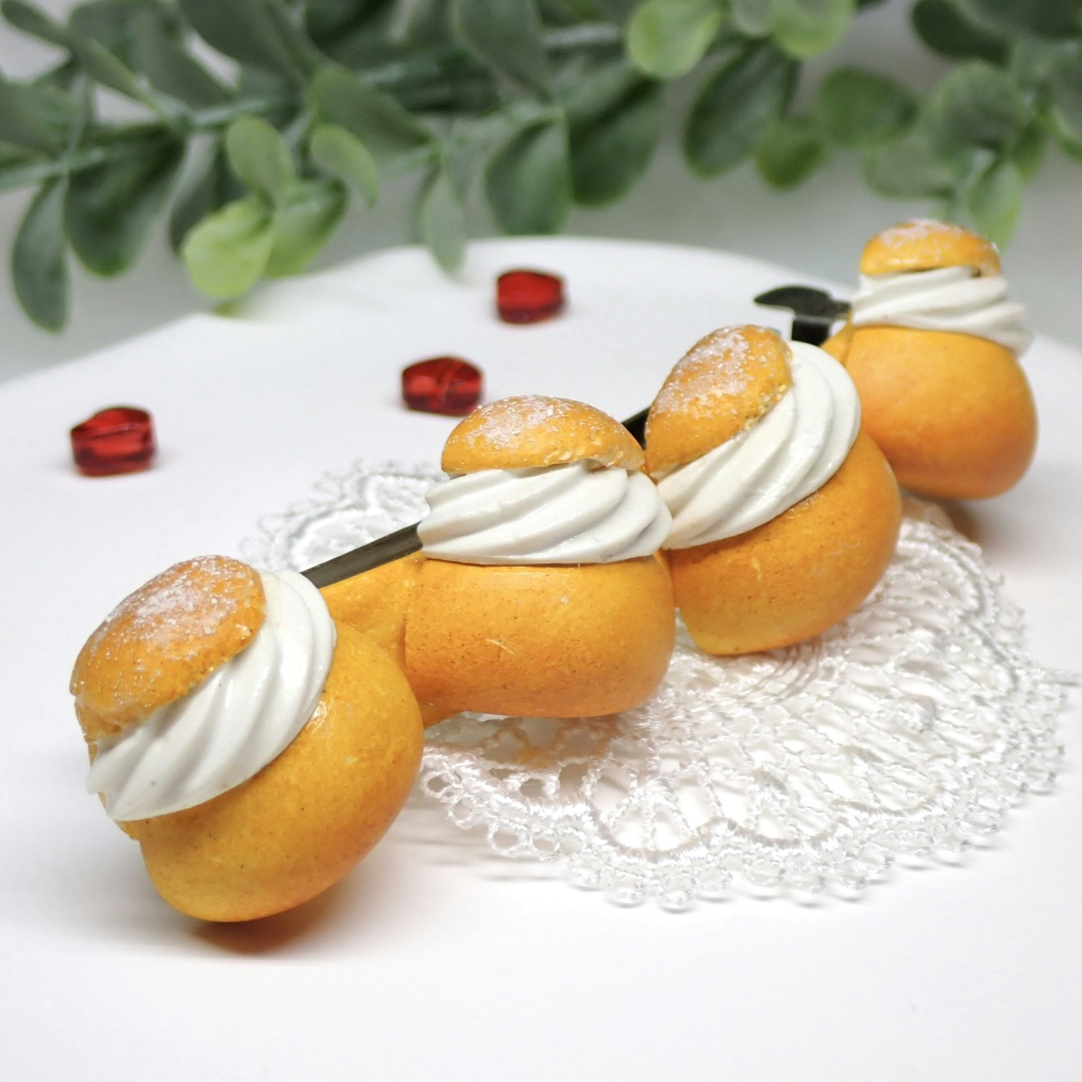 Semla hårspänne