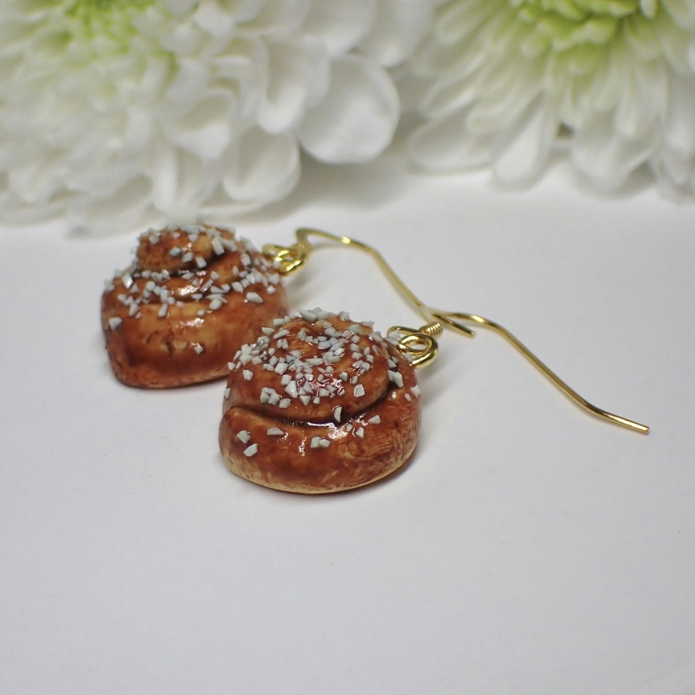 Cinnamon Bun Earrings