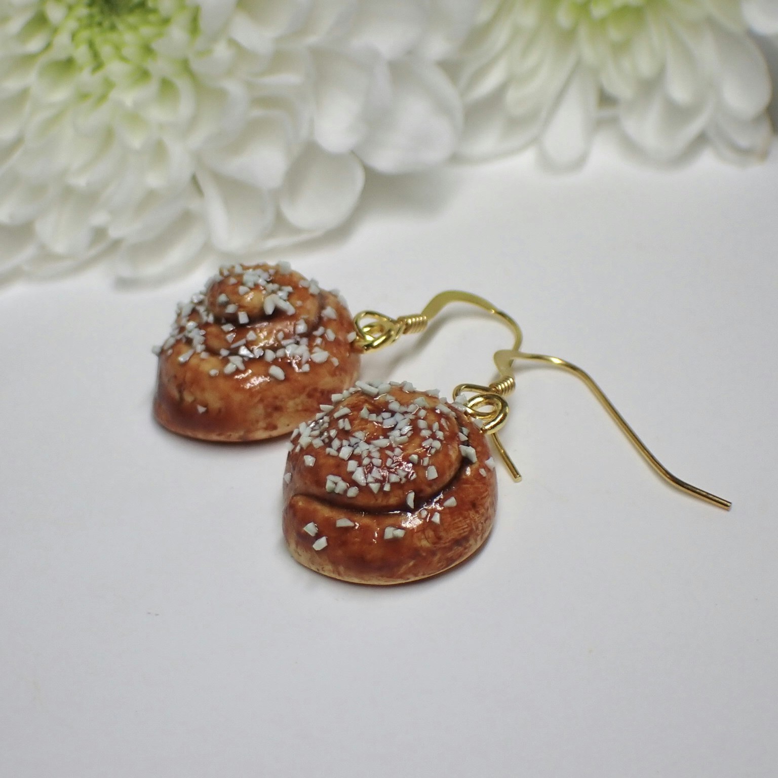 Cinnamon Bun Earrings
