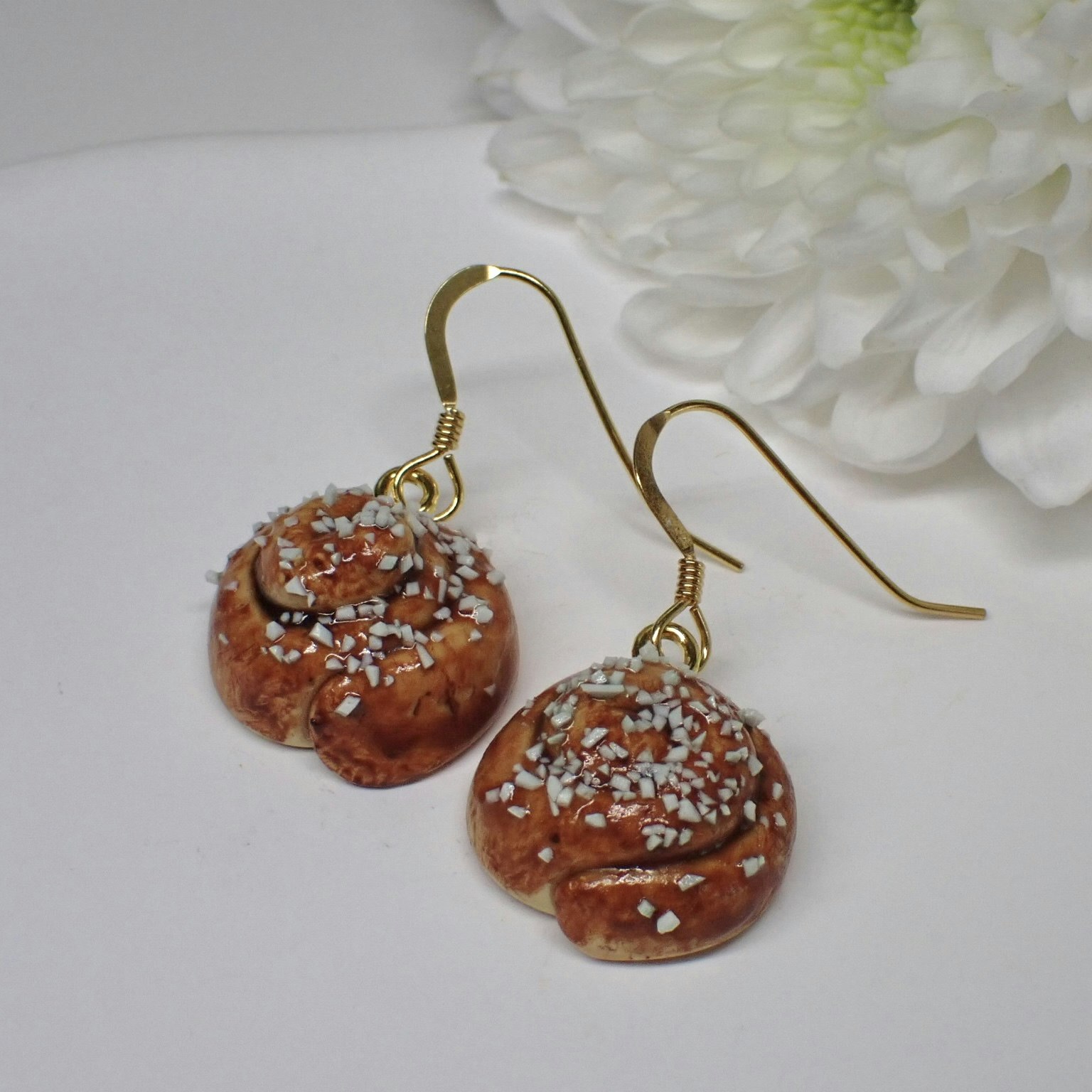 Cinnamon Bun Earrings