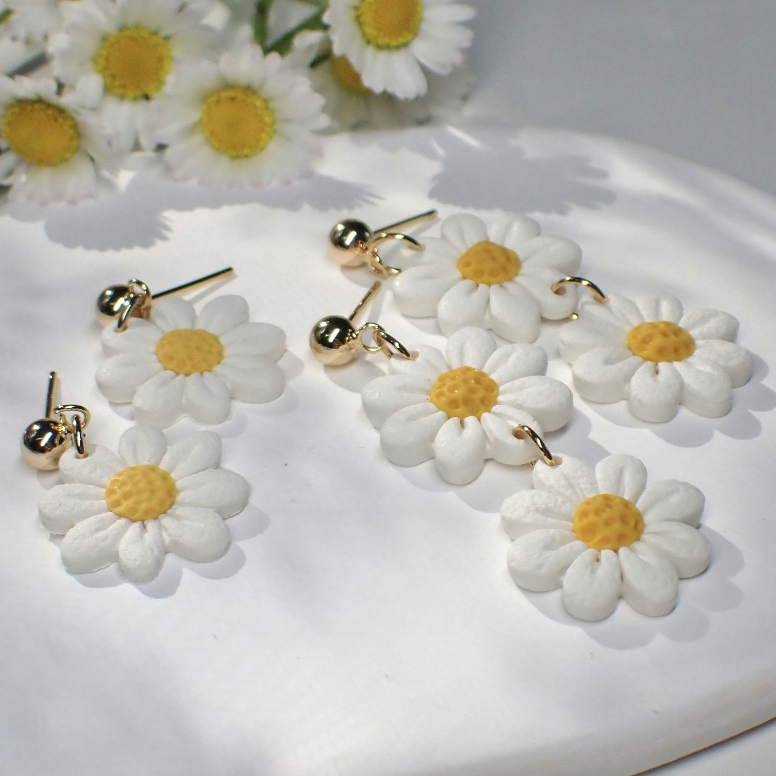 Daisy prästkragar single/double guld/silver