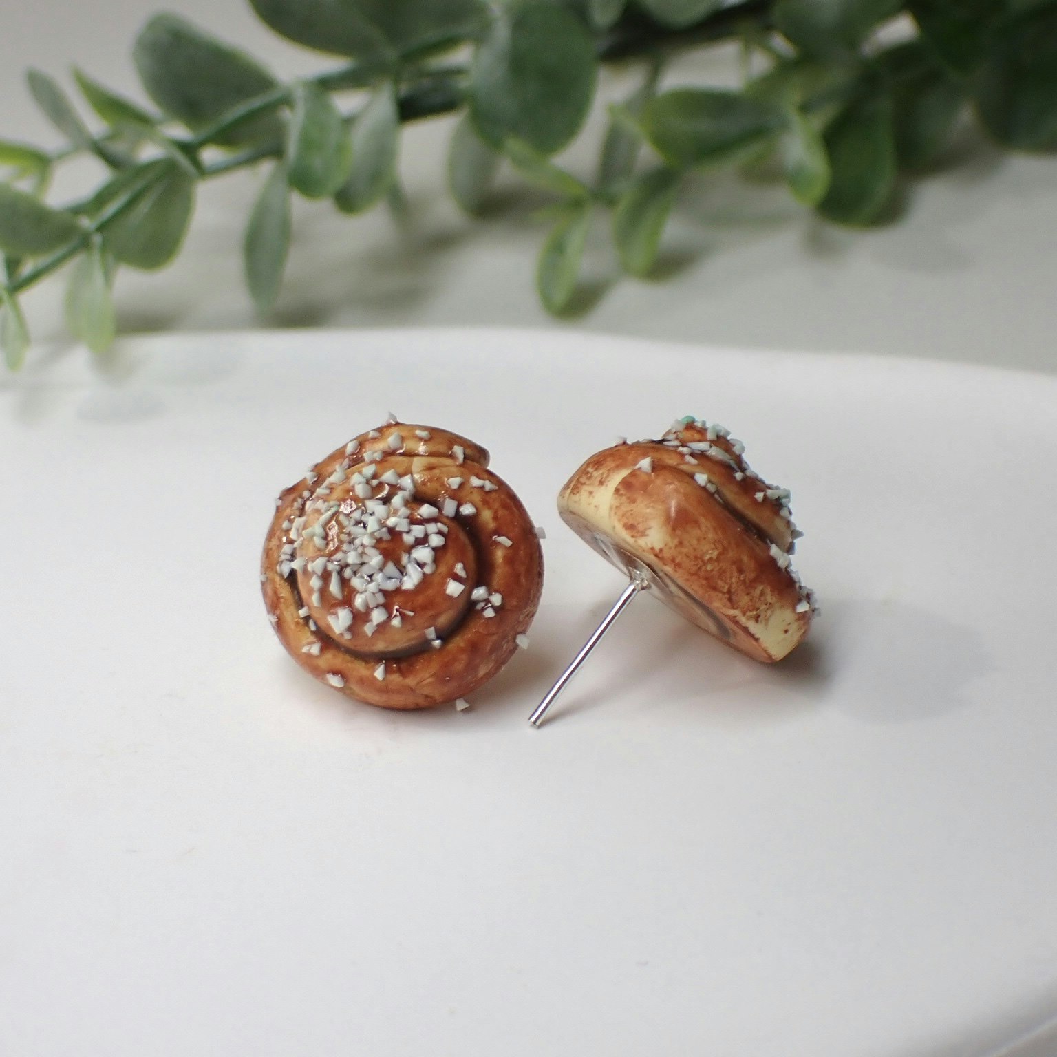 Cinnamon Bun Earrings