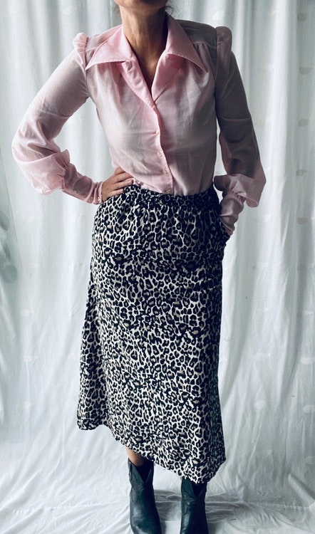 Leopardmönstrad kjol - Em's Second Hand AB