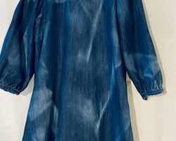 Ivana Helsinki klänning i denim