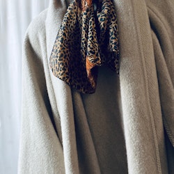 Rektangulär scarf i leo