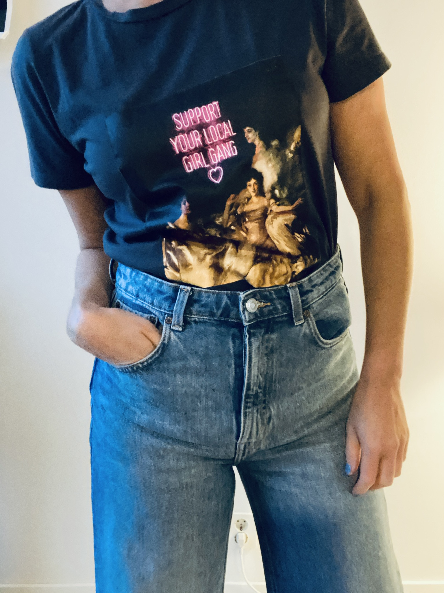 T-shirt: Support Your Local Girl Gang