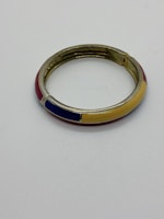 Armband med färgglad emalj