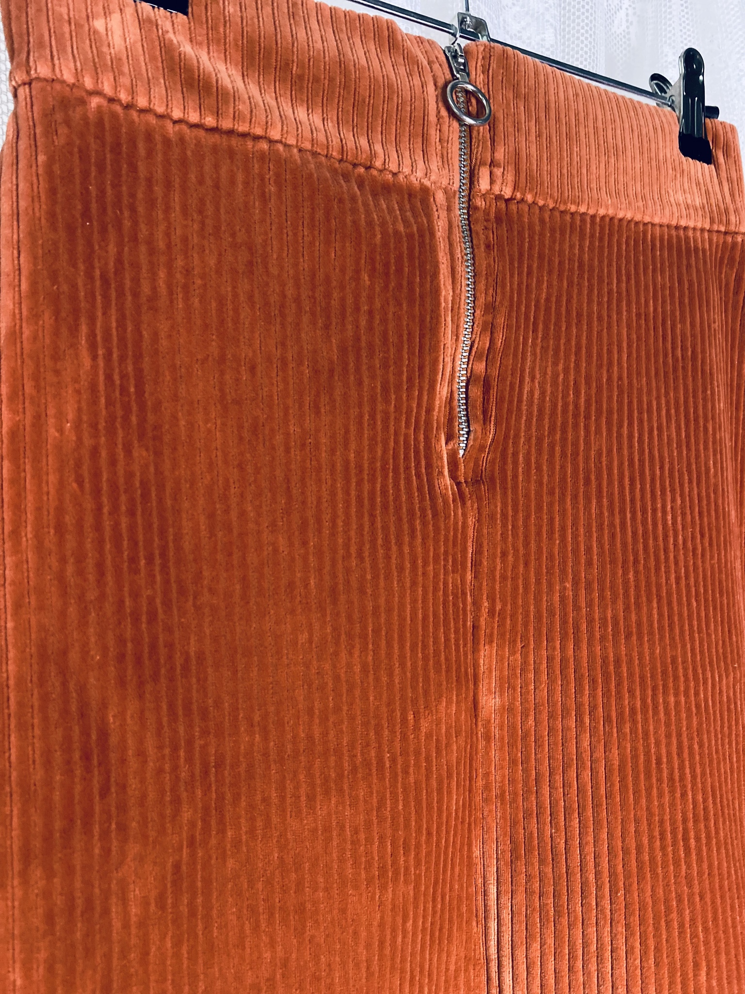 Minikjol i rost-orange
