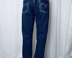 Levis 501 mörkblå 28/30