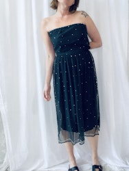 Vintage klänning med stenar