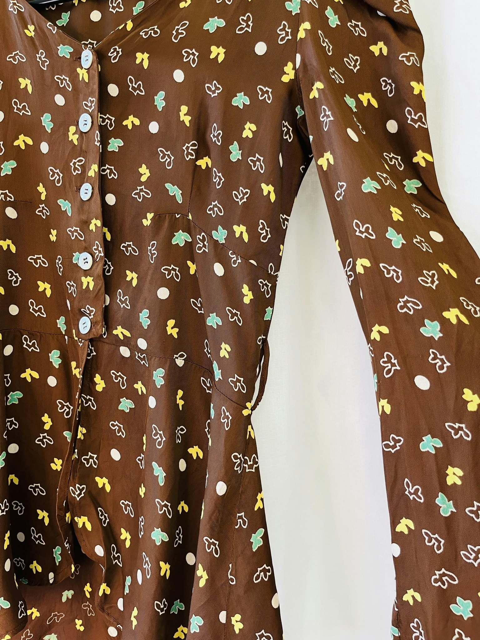 Vintage mönstrad blus i brunt