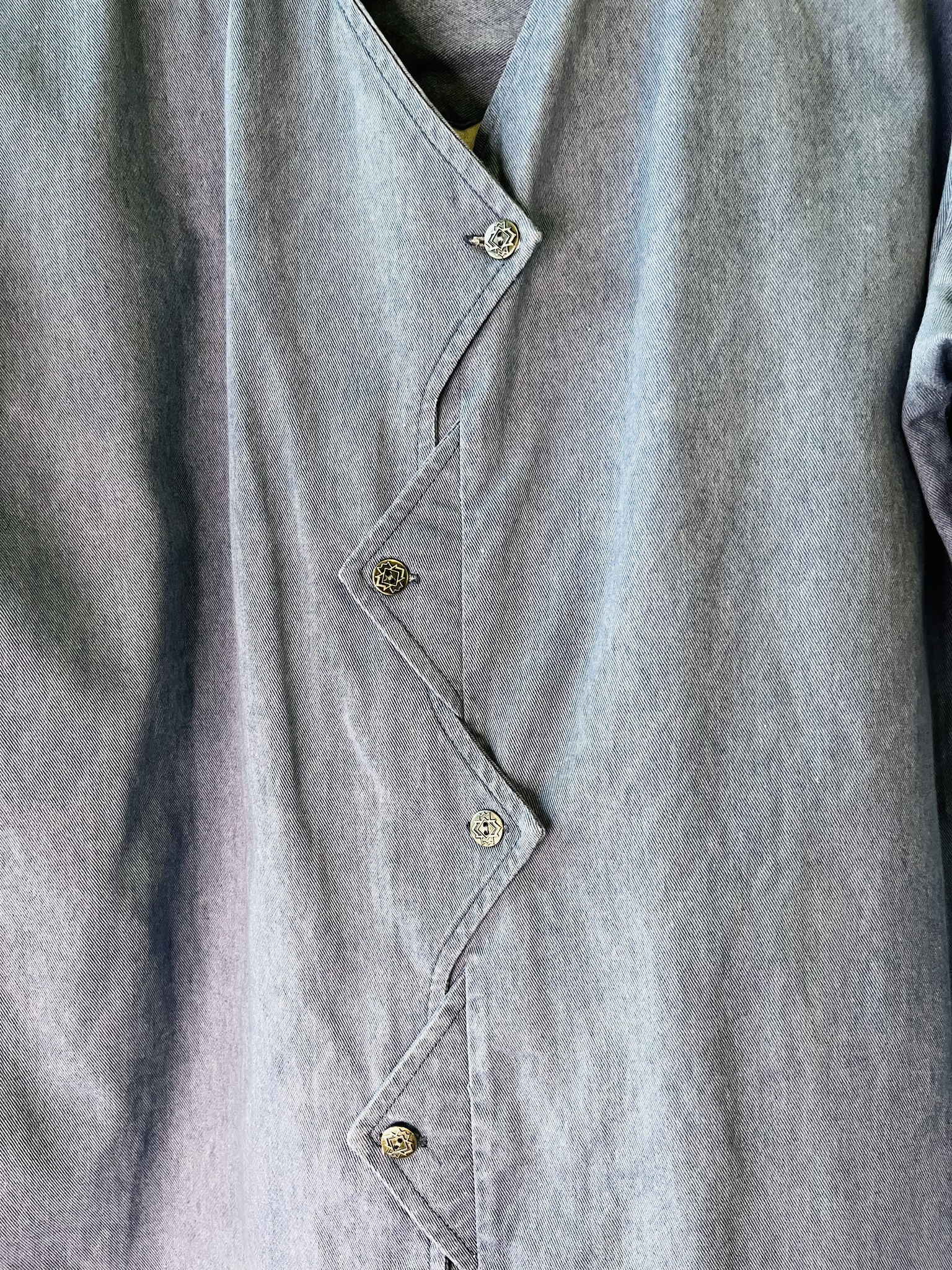 Vintage jeansskjorta med zigzag-front