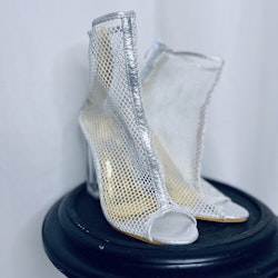 Nätta boots i silver