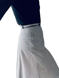 Vintage kjol med broderad ficka