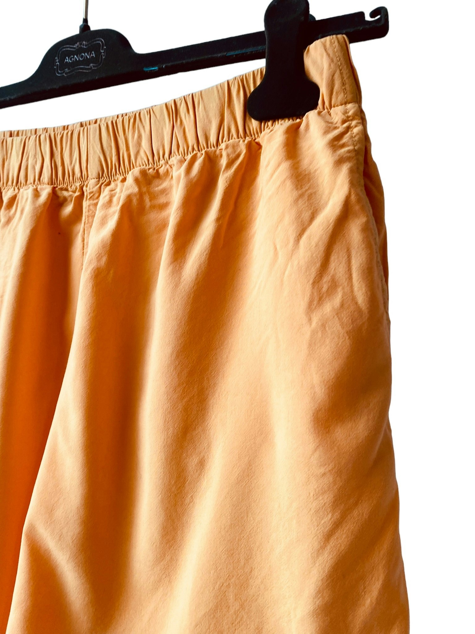 Brandgula shorts