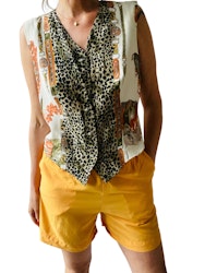 Brandgula shorts