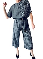 Vid jumpsuit i viskos
