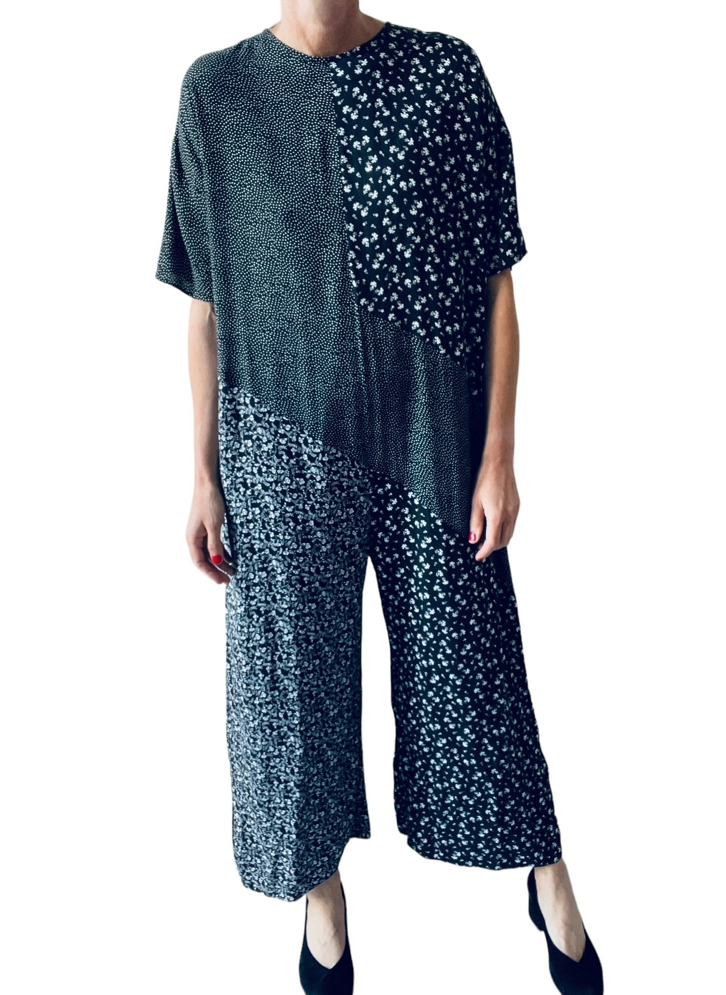 Vid jumpsuit i viskos