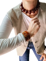COS läderarmband