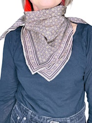 Vintage scarf med blommor i rutor